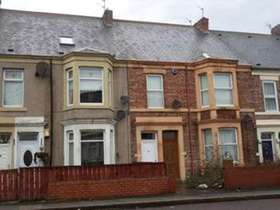 3 bedroom Flat for s...