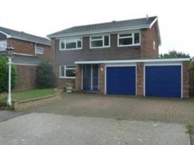 4 bedroom Detached f...