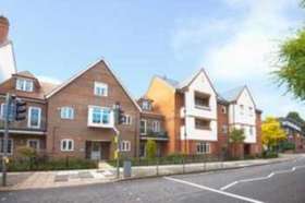 2 bedroom Flat for s...