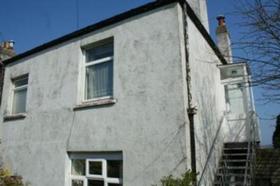 2 bedroom Flat for s...