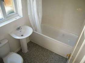 1 bedroom Detached f...