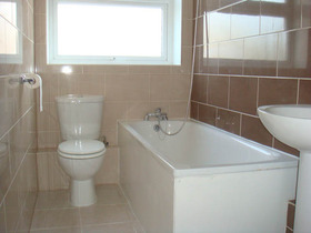 2 bedroom Flat to re...