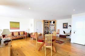 2 bedroom Flat to re...