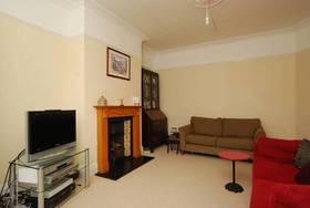 4 bedroom Detached t...