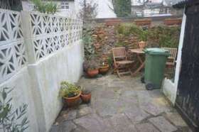 2 bedroom Detached f...