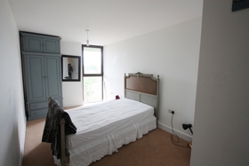 2 bedroom Flat to re...