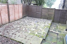 2 bedroom Detached f...