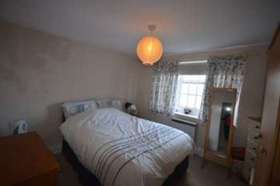 2 bedroom Detached f...