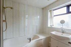 3 bedroom Semi-Detac...