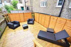1 bedroom Flat for s...