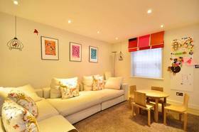 1 bedroom Flat to re...