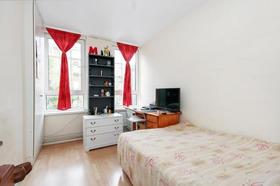 4 bedroom Flat for s...