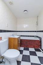 2 bedroom Flat for s...