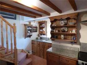 1 bedroom Detached f...