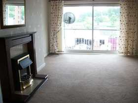 2 bedroom Flat to re...