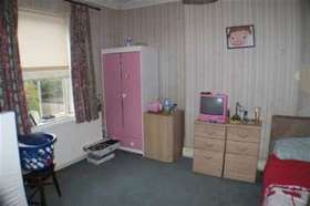 4 bedroom End of Ter...