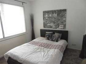 3 bedroom Property t...