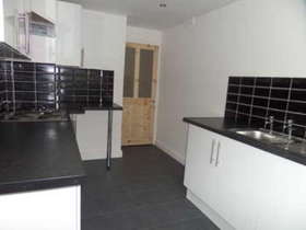 3 bedroom Terraced f...