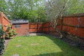 2 bedroom Terraced t...