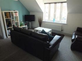 2 bedroom Property t...