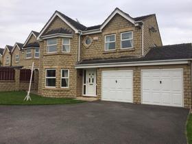 4 bedroom Detached t...