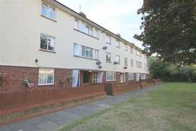3 bedroom Maisonette...