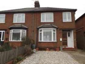 3 bedroom End of Ter...