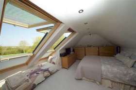 4 bedroom Property f...