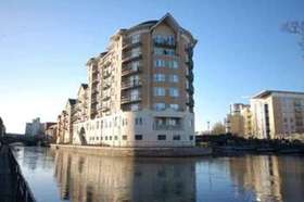 2 bedroom Property t...