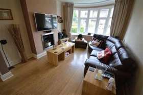 3 bedroom Property f...