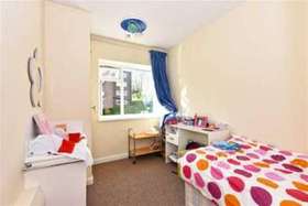 3 bedroom Property t...