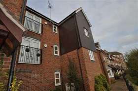 2 bedroom Flat to re...