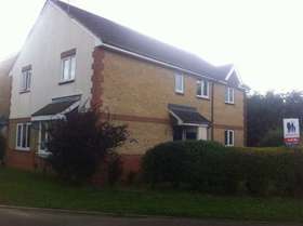 2 bedroom End of Ter...