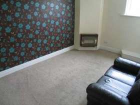 1 bedroom Flat to re...