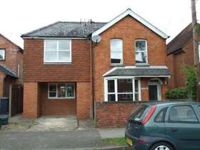 5 bedroom Detached f...