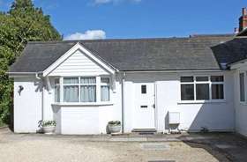 1 bedroom Cottage to...