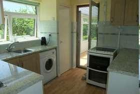 2 bedroom Detached f...