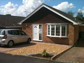 2 bedroom Detached t...