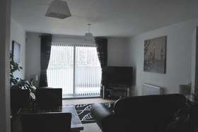 2 bedroom Flat to re...