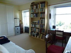 2 bedroom Flat to re...