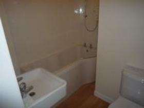 1 bedroom Flat to re...