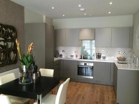 2 bedroom Flat to re...