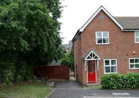 2 bedroom Detached t...