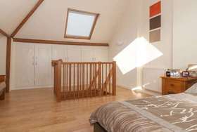 4 bedroom Detached f...