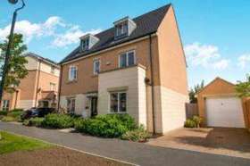 5 bedroom Detached f...