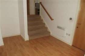 2 bedroom Flat to re...