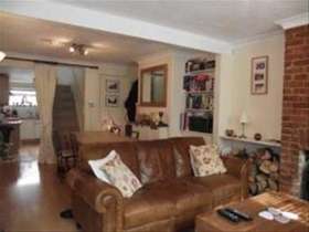 2 bedroom Detached t...