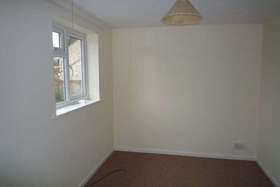 3 bedroom Detached t...