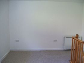 1 bedroom Detached t...