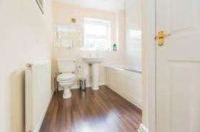 4 bedroom Detached f...